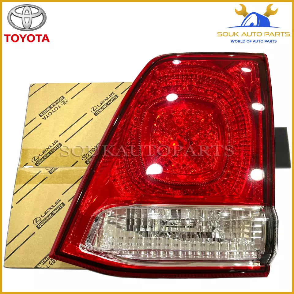 81581-60180 Genuine Toyota LENS AND BODY, REAR LAMP, RH 8158160180 LAND CRUISER