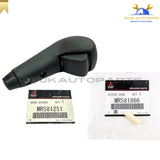 MR581251 Genuine MItsubishi GEARSHIFT LEVER KNOB W/SLEEVE MR581866 For LANCER