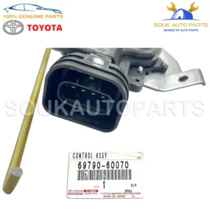 69790-60070 Genuine Toyota BACK DOOR LOCK CONTROL ASSY FOR LAND CRUISER & LX470