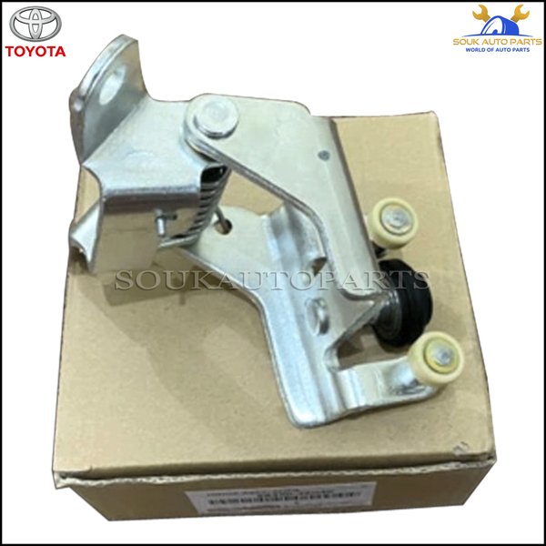 68390-26040 Genuine Toyota HINGE ASSY, SLIDE DOOR, CENTER LH 6839026040 HIACE